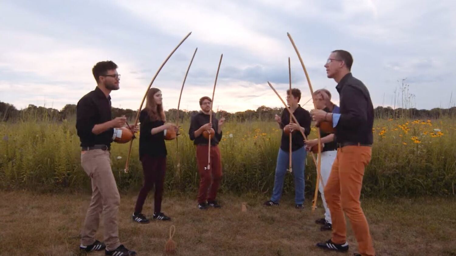 Projeto Arcomusical and their berimbaus